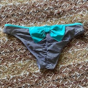 Tourquise bow tie swimsuit bottoms